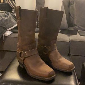 Original Frye “harness” boots
